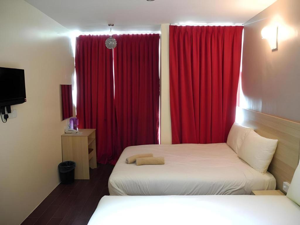Hotel Station 18 Ipoh Bagian luar foto
