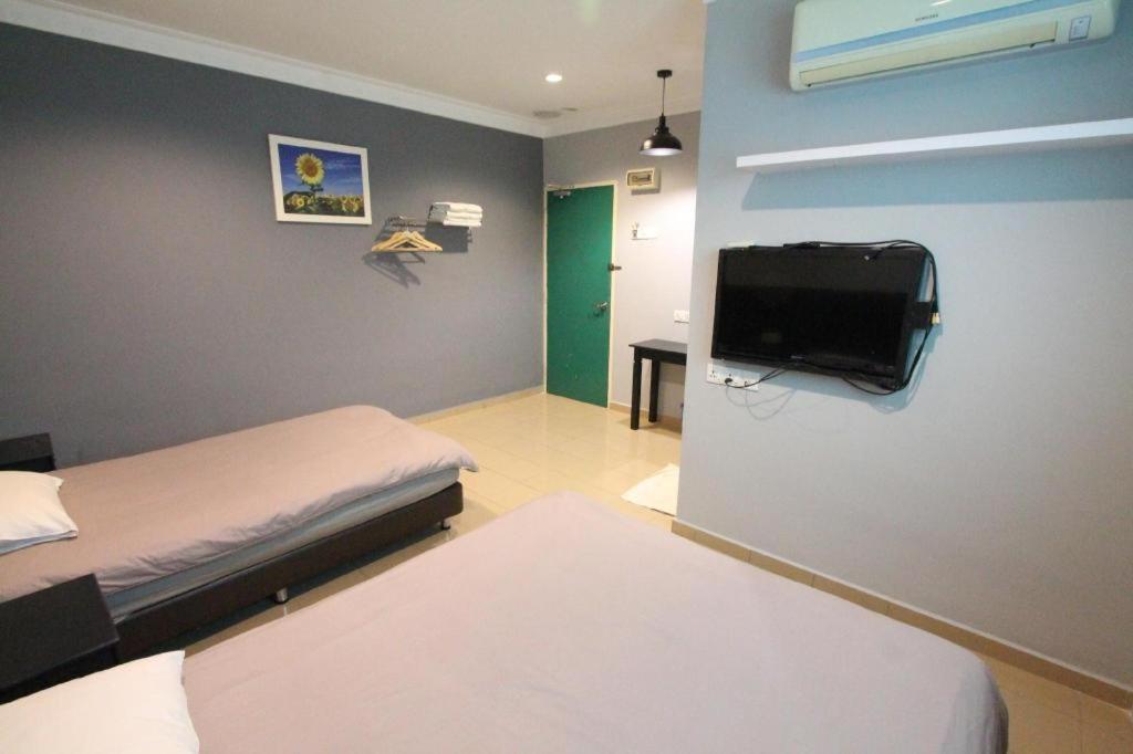 Hotel Station 18 Ipoh Bagian luar foto